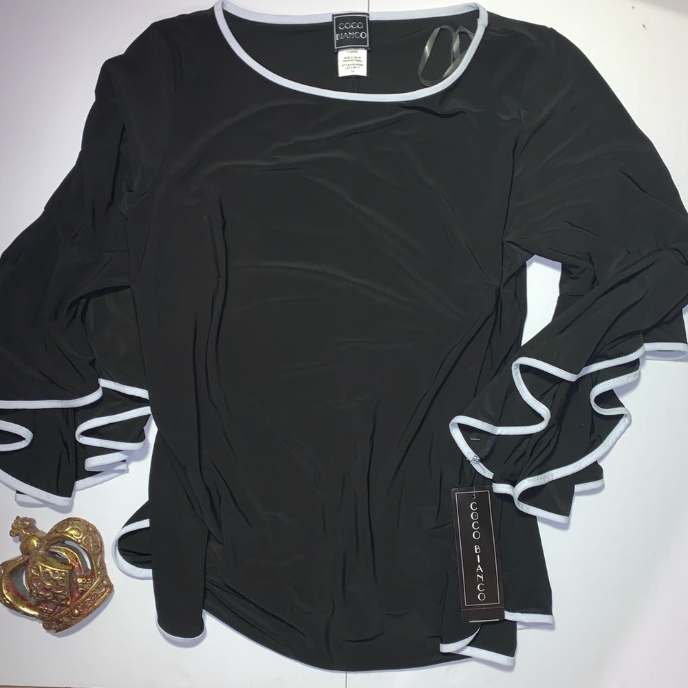 COCO BIANCO Black/White Top w/Bell Ruffle Sleeve